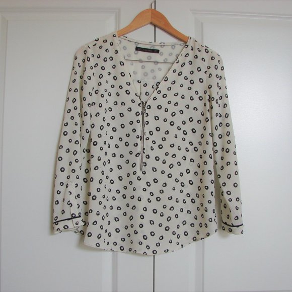 Zara Black and White Pattern Zipper Front V-neck Tunic Blouse Office Size Medium - Picture 3 of 12